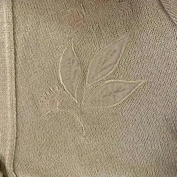 🔥6/$20  or 10/$40. Future Lady sweater - Picture 7 of 10